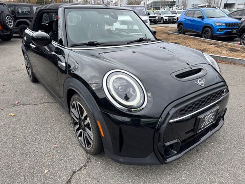 Used 2022 MINI Cooper S image 8