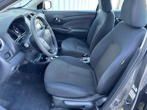 Used 2015 Nissan Versa 1.6 SL image 10