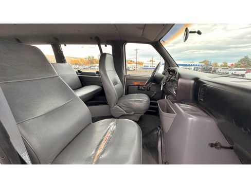Used 1994 Ford E-350 and Econoline 350 Club Wagon image 11