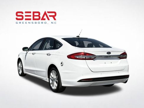 Used 2018 Ford Fusion SE w/ Equipment Group 602A FWD image 8