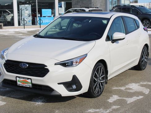 Used 2025 Subaru Impreza 2.0i Sport image 1