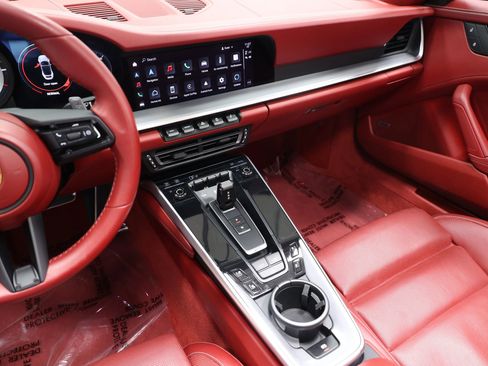 Used 2022 Porsche 911 Carrera image 52