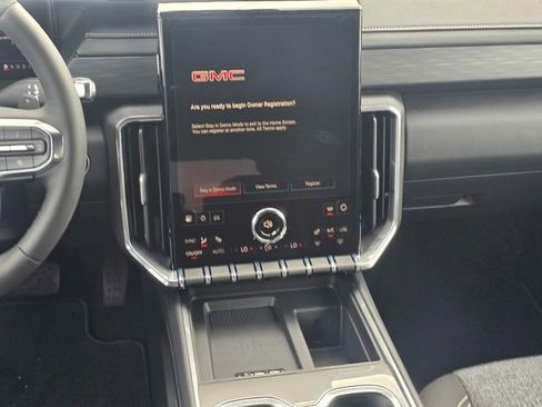 New 2026 GMC Acadia Elevation FWD image 15