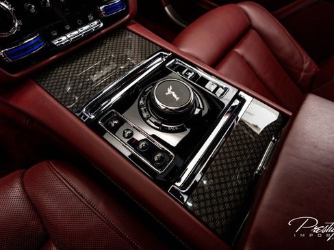 Used 2022 Rolls-Royce Ghost Black Badge image 36