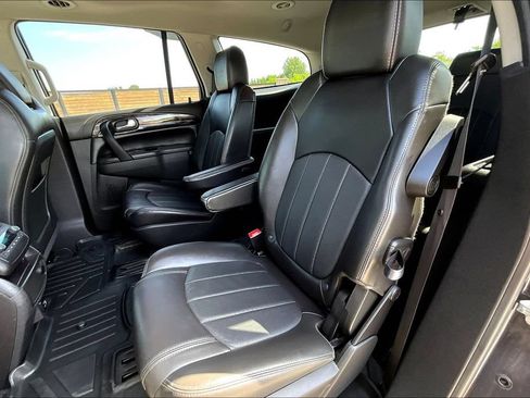 Used 2017 Buick Enclave Leather w/ Trailering Package, 4500 LBS. AWD/4WD image 28