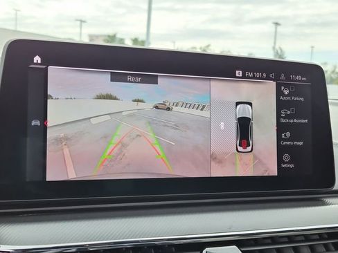 Used 2022 BMW M5 w/ Executive Package image 12