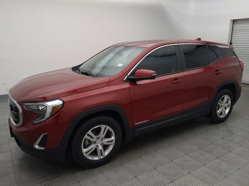 Used 2021 GMC Terrain SLE FWD image 2