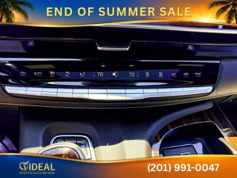 Used 2022 Cadillac Escalade ESV Premium Luxury AWD/4WD image 35
