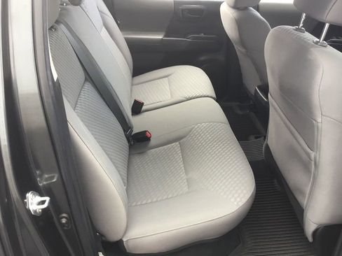 Used 2023 Toyota Tacoma SR AWD/4WD image 11