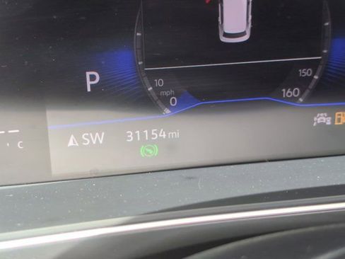 Used 2024 Volkswagen Tiguan S image 16