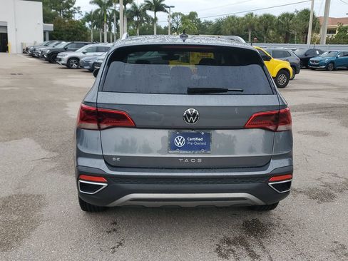 Certified 2023 Volkswagen Taos SE FWD image 6