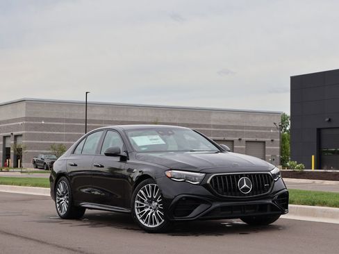 New 2026 Mercedes-Benz E 53 AMG e 4MATIC Sedan image 1