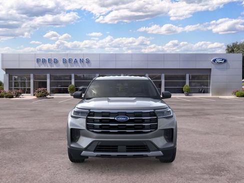 New 2026 Ford Explorer Active AWD/4WD image 9