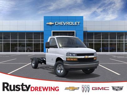 New 2025 Chevrolet Express 3500 w/ Power Convenience Package