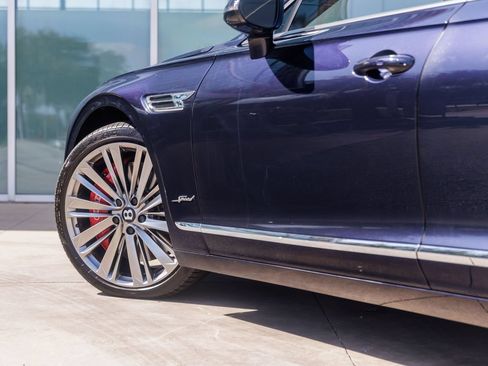 Certified 2023 Bentley Flying Spur W12 AWD/4WD image 16