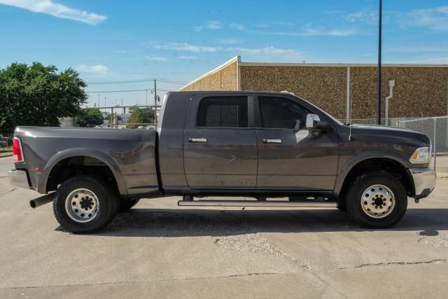 Used 2014 RAM 3500 Laramie Longhorn w/ Convenience Group AWD/4WD image 9
