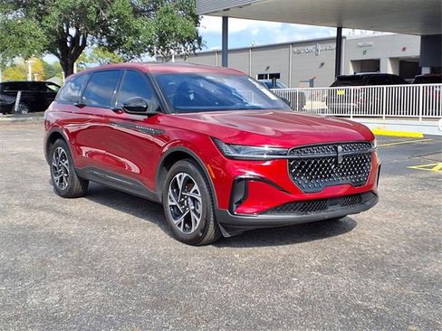 New 2025 Lincoln Nautilus Premier w/ Equipment Group 102A image 3