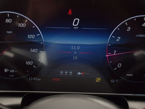 New 2026 Mercedes-Benz GLC 300 image 25