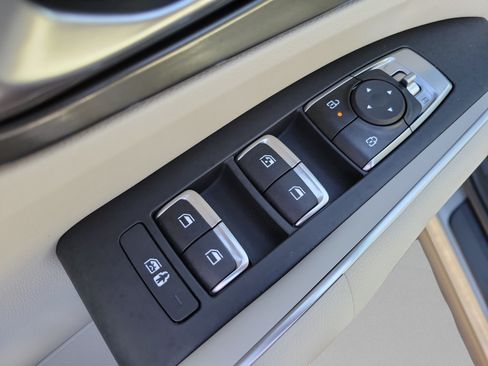 Certified 2026 Kia Sorento S FWD image 14