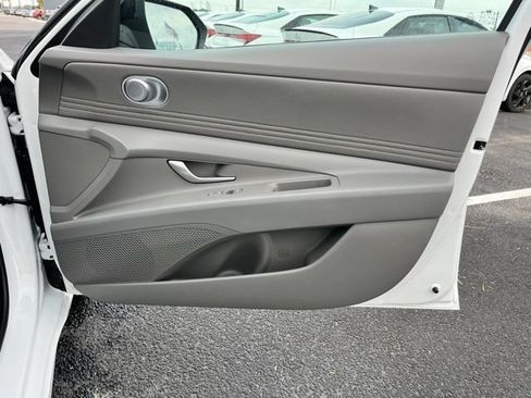New 2026 Hyundai Elantra Sport FWD image 23