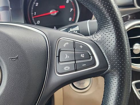 Used 2018 Mercedes-Benz GLC 300 4MATIC image 28