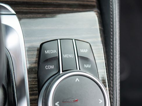 Used 2019 BMW M550i xDrive AWD/4WD image 37