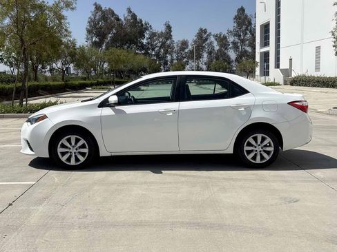 Used 2016 Toyota Corolla LE FWD image 6