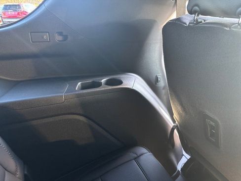 New 2026 GMC Yukon Denali w/ LPO, Floor Liner Package image 39