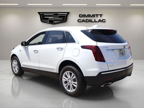 New 2026 Cadillac XT5 Luxury image 3