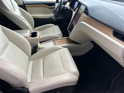 Used 2019 Tesla Model X 100D AWD/4WD image 15