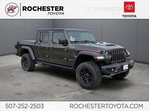 Used 2020 Jeep Gladiator Mojave AWD/4WD image 31