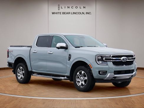 Used 2024 Ford Ranger Lariat AWD/4WD image 3