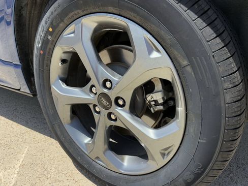 Used 2023 Ford Escape ST-Line w/ Tech Pack #1 FWD image 9