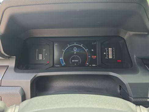 Used 2024 Toyota Tacoma SR5 AWD/4WD image 18