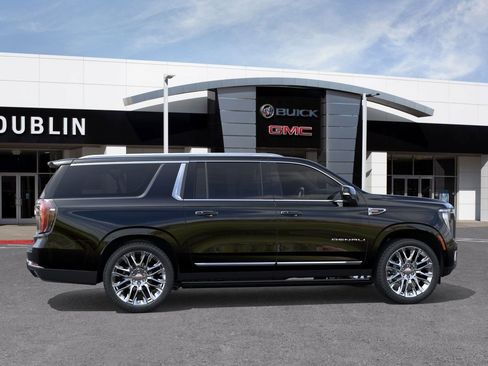 New 2026 GMC Yukon XL Denali image 3