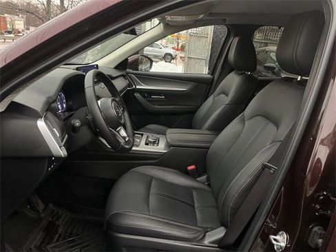 Certified 2024 MAZDA CX-90 Plug-In Hybrid w/ Premium Pkg image 11