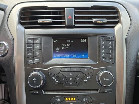 Used 2018 Ford Fusion S image 16