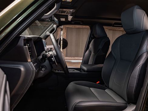 Used 2026 Lexus GX 550 Luxury+ w/ Accessory Package (2T) image 20