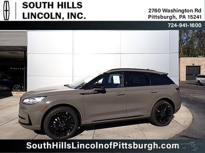 New 2025 Lincoln Corsair Reserve w/ Equipment Group 202A