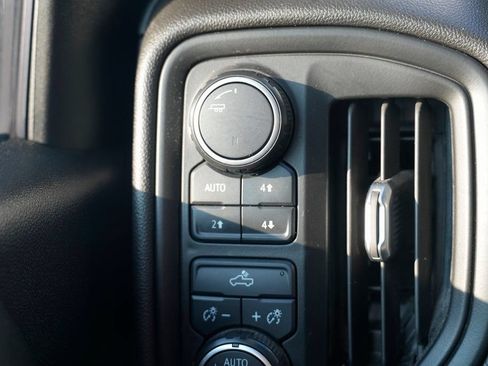 Used 2020 Chevrolet Silverado 1500 Custom Trail Boss w/ Custom Convenience Package AWD/4WD image 42