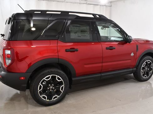 New 2026 Ford Bronco Sport Outer Banks w/ Outer Banks Tech Package+ AWD/4WD image 11