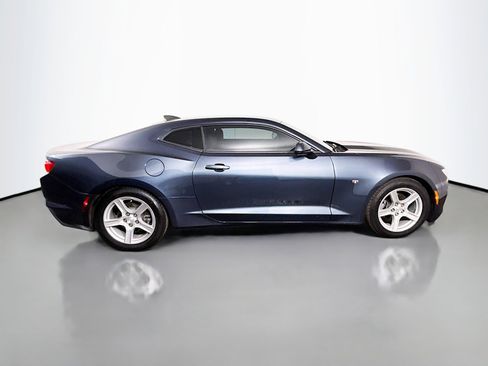Used 2019 Chevrolet Camaro LT image 11