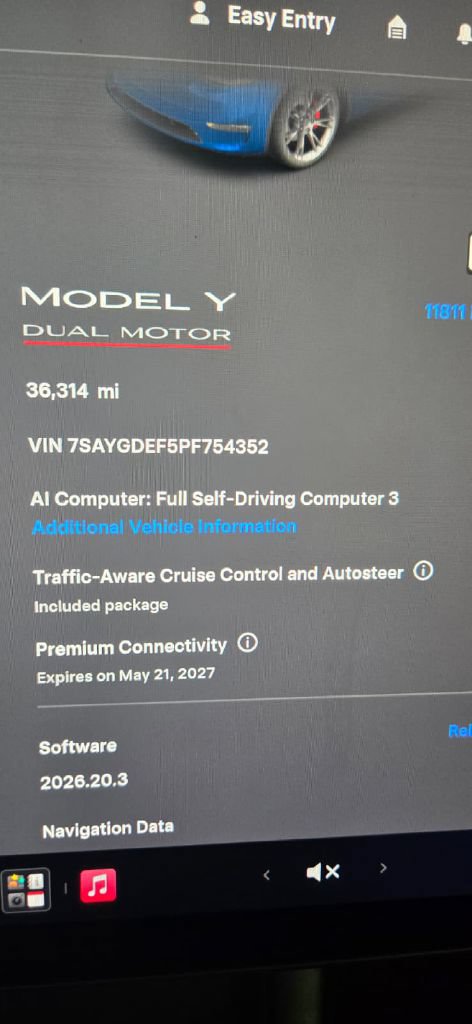 Used 2023 Tesla Model Y Performance AWD/4WD image 7