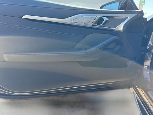 Used 2023 BMW M850i xDrive Convertible image 21