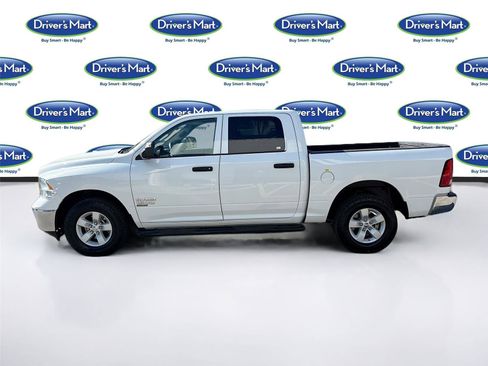 Used 2022 RAM 1500 Tradesman w/ Chrome Appearance Group image 5