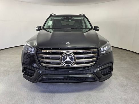 New 2026 Mercedes-Benz GLS 450 4MATIC image 2