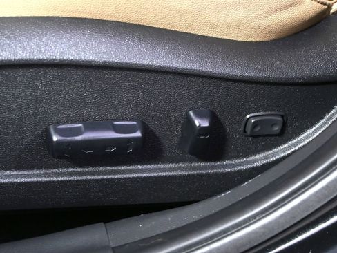 Used 2013 Hyundai Elantra Limited image 14