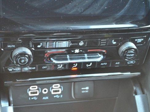 New 2025 Jeep Grand Cherokee Limited image 25