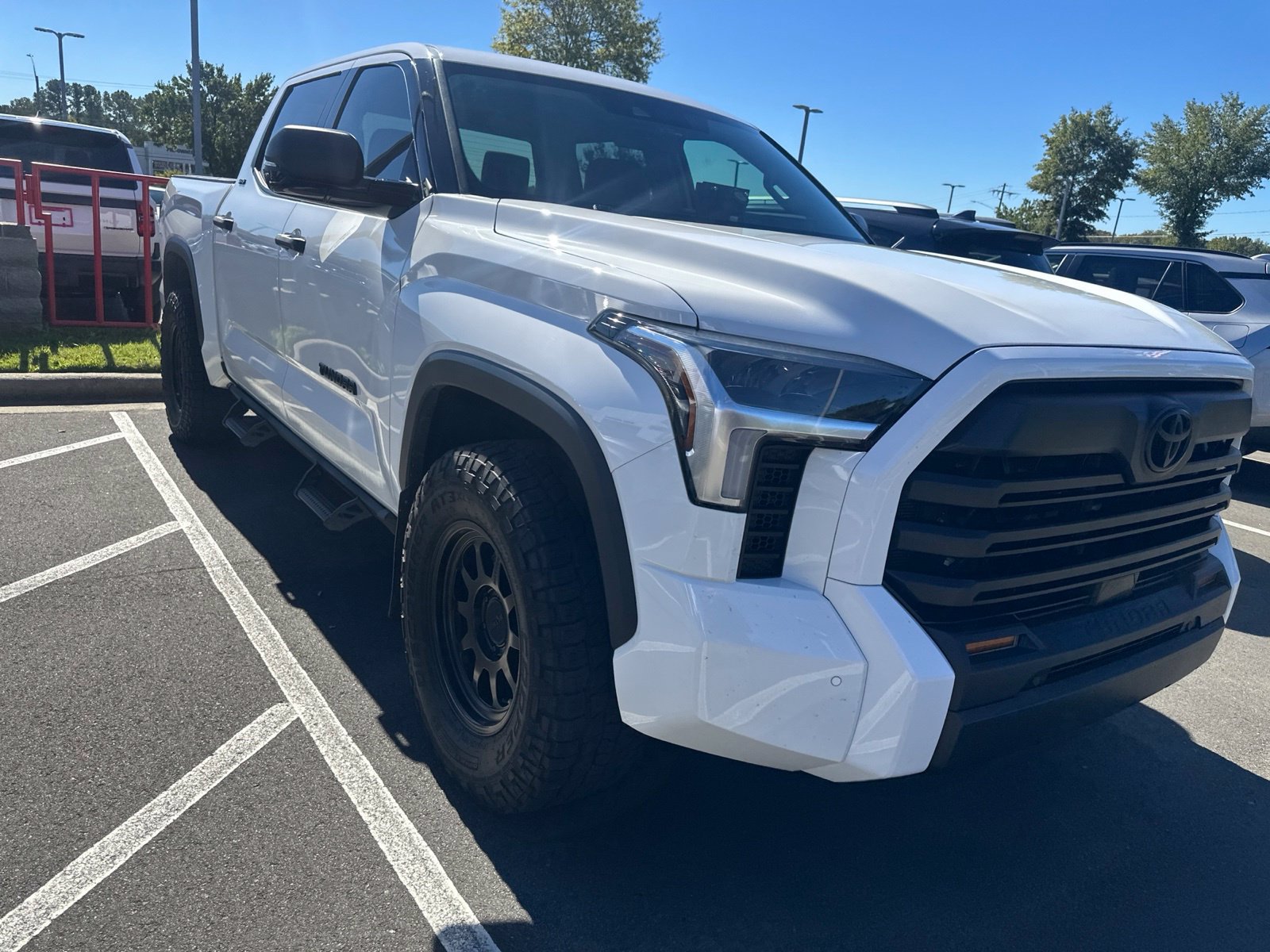 Used 2023 Toyota Tundra SR5 w/ SR5 Convenience Package AWD/4WD image 19