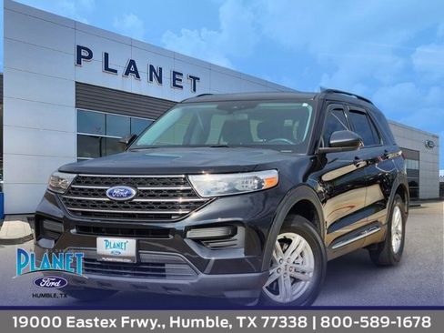 Used 2022 Ford Explorer XLT image 1